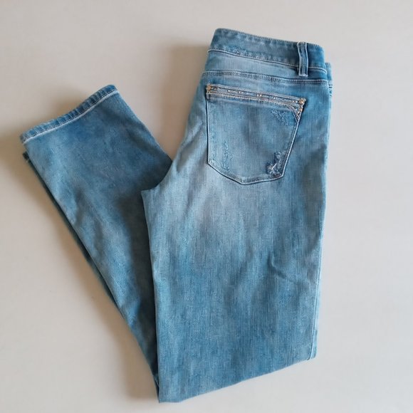 White House Black Market light wash straight leg crop jeans - Picture 1 of 10